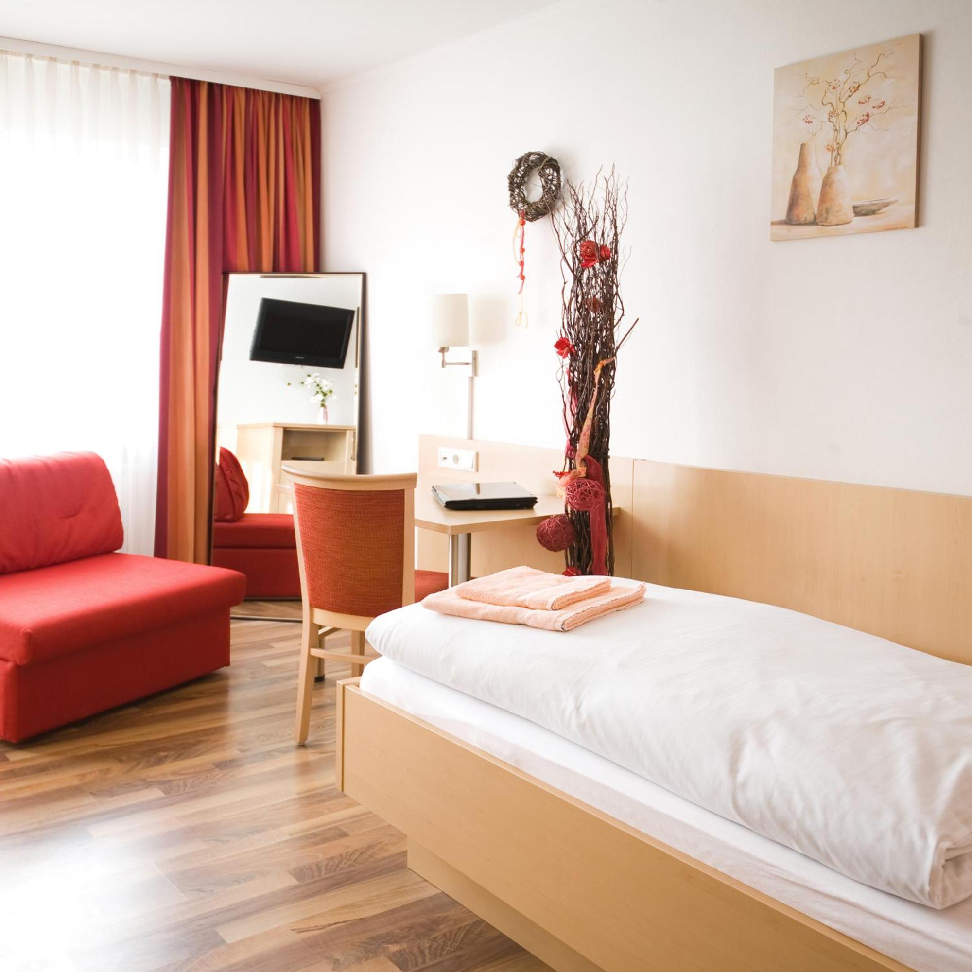 Hotel Gasthof Pension Riebel Etzenricht المظهر الخارجي الصورة